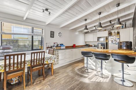 Photo of property in 2 Warre Street, Waitara, 4320