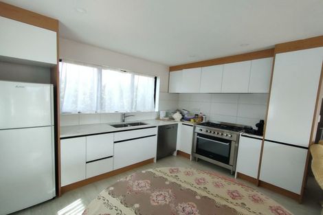 Photo of property in 48 Spence Road, Henderson, Auckland, 0612