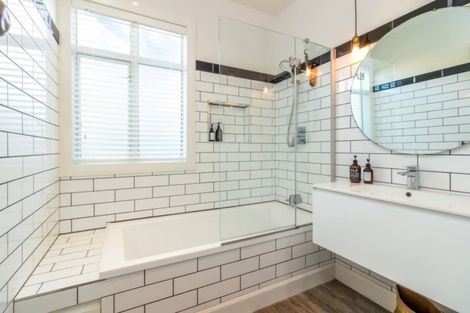 Photo of property in 11 Lingard Street, St Albans, Christchurch, 8052