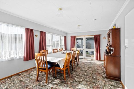Photo of property in 3 Drake Street, Levin, 5510