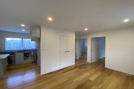 Photo of property in 10 Ensign Place, Hillcrest, Auckland, 0627