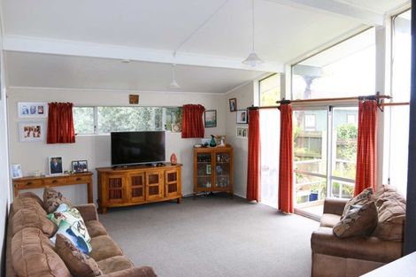 Photo of property in 6 Weddell Place, Flaxmere, Hastings, 4120
