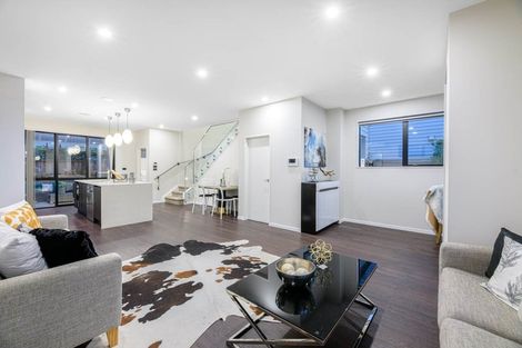 Photo of property in 15 Silvereye Road, Hobsonville, Auckland, 0616