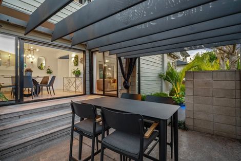 Photo of property in 9 Quebec Road, Milford, Auckland, 0620