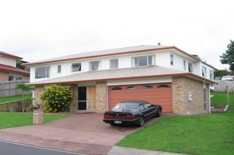 Photo of property in 9 San Domingo Rise, Henderson, Auckland, 0612