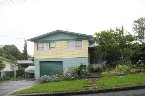 Photo of property in 16 Sunnyside Street, Onerahi, Whangarei, 0110