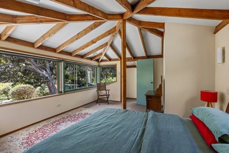 Photo of property in 66 Karekare Road, Karekare, Auckland, 0772