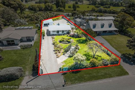 Photo of property in 36 Airini Road, Waimarama, Havelock North, 4294