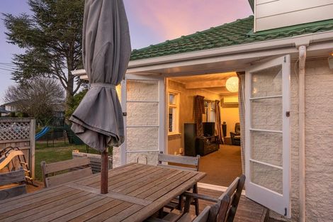 Photo of property in 72 Dunedin Street, Redwood, Christchurch, 8051