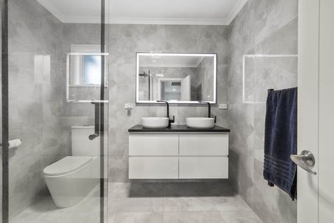 Photo of property in 31 Elizabeth Place, Ferndale, New Plymouth, 4310