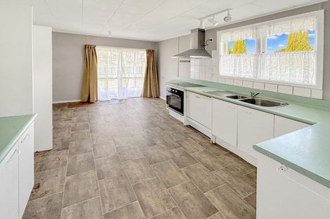 Photo of property in 98 Arawa Crescent, Tokoroa, 3420