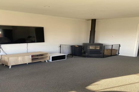 Photo of property in 75 Nottingham Street, Karori, Wellington, 6012