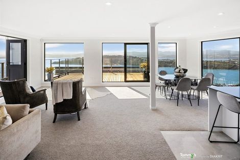 Photo of property in 25u2 Thane Road, Roseneath, Wellington, 6011