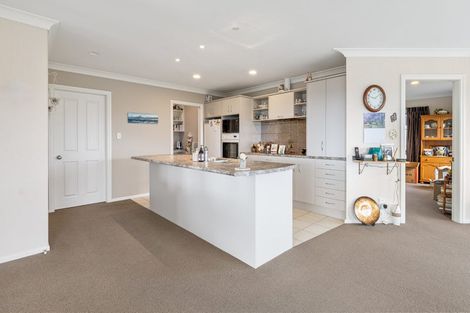 Photo of property in 16 Aurora Avenue, Welcome Bay, Tauranga, 3112