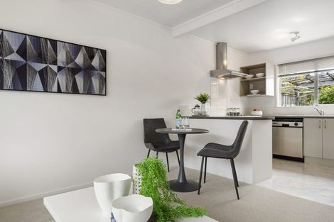 Photo of property in 29 Gordon Avenue, Forrest Hill, Auckland, 0620