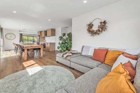 Photo of property in 15 Cedric Place, Darfield, 7510