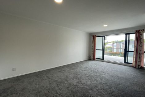 Photo of property in 4/11 Carlos Drive, Flat Bush, Auckland, 2016