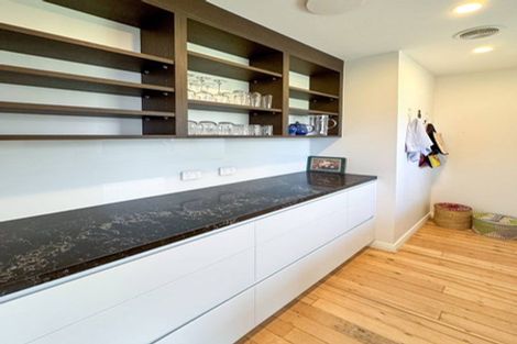 Photo of property in 36 Renata Crescent, Te Atatu Peninsula, Auckland, 0610