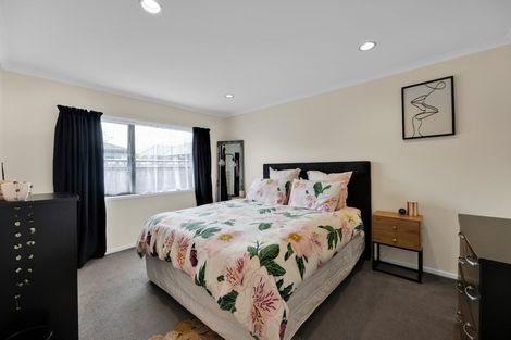 Photo of property in 2a Faber Place, Inglewood, 4330