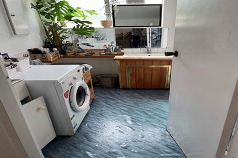 Photo of property in 10 Martin Grove, Normandale, Lower Hutt, 5010