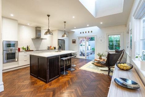 Photo of property in 54 Majoribanks Street, Mount Victoria, Wellington, 6011