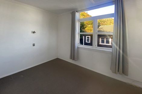 Photo of property in 35a Moa Point Road, Moa Point, Wellington, 6022