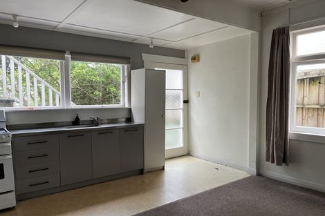 Photo of property in 18 Shoal Bay Road, Devonport, Auckland, 0624