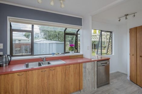 Photo of property in 1-7 Nikau Street, Tokomaru, Palmerston North, 4474