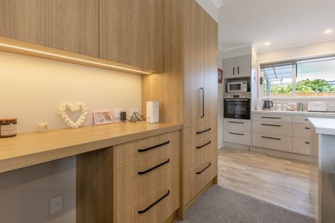 Photo of property in 11b Holyrood Terrace, Waipukurau, 4200