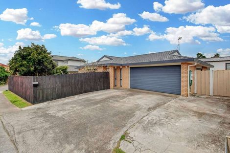 Photo of property in 17 Glenpark Place, Favona, Auckland, 2024
