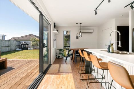 Photo of property in 11 Livingstone Drive, Papamoa Beach, Papamoa, 3118