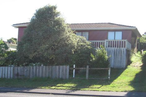Photo of property in 104 Moire Road, West Harbour, Auckland, 0618