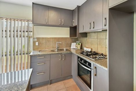 Photo of property in 9 Bezar Place, Flat Bush, Auckland, 2016
