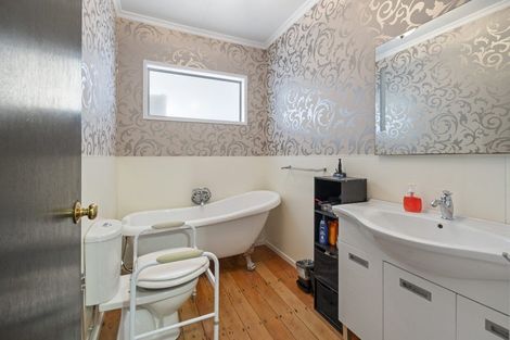 Photo of property in 213 Milson Line, Milson, Palmerston North, 4414