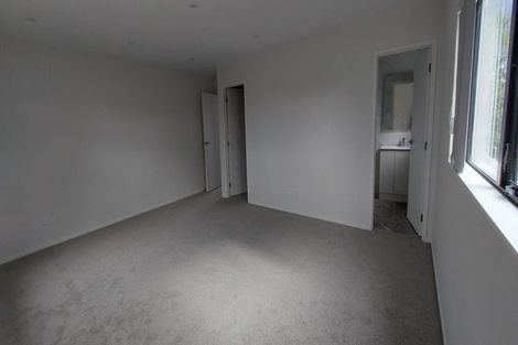 Photo of property in 708b Te Atatu Road, Te Atatu Peninsula, Auckland, 0610