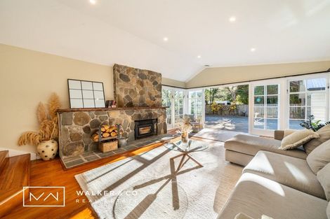Photo of property in 23/25 Elmslie Road, Pinehaven, Upper Hutt, 5371