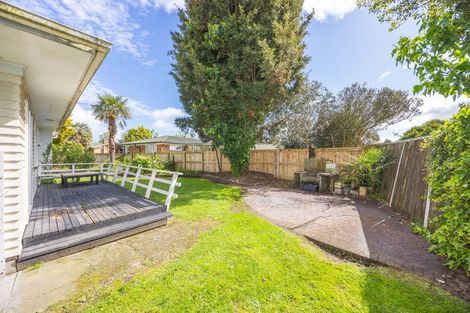 Photo of property in 16 Thornton Place, Melville, Hamilton, 3206