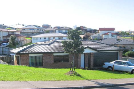 Photo of property in 1 San Carlo Court, Henderson, Auckland, 0612