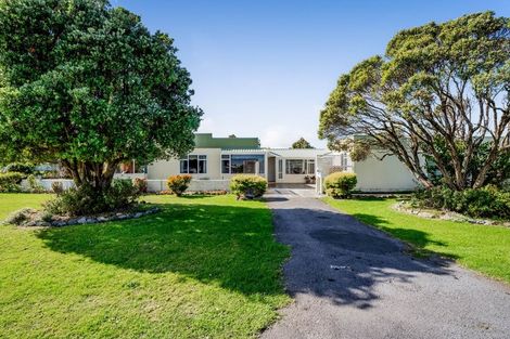 Photo of property in 74 South Road, Manaia, 4612