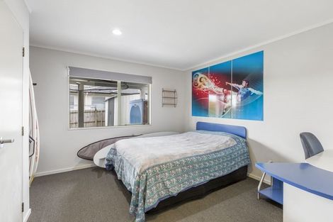 Photo of property in 35a Kauri Road, Stanmore Bay, Whangaparaoa, 0932