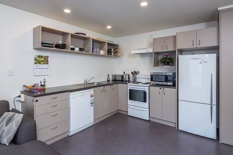 Photo of property in 2/7 Hall Avenue, Newtown, Wellington, 6021