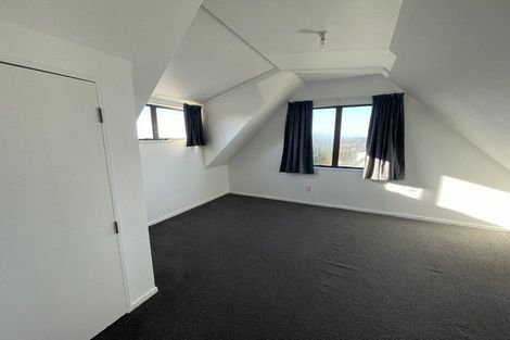 Photo of property in 1/36 Cyclarama Crescent, Massey, Auckland, 0614