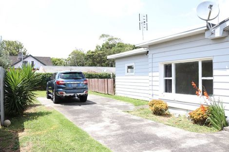 Photo of property in 19 Driver Road, Mangere East, Auckland, 2024
