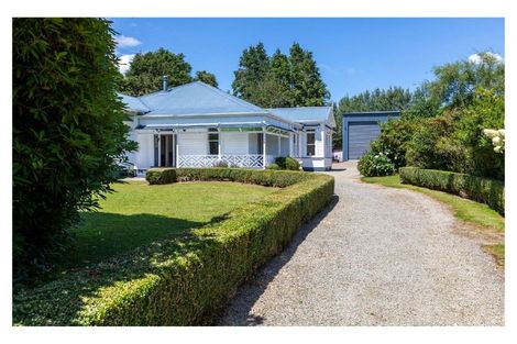 Photo of property in 54 Alfredton Road, Eketahuna, 4900
