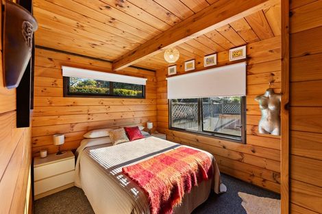 Photo of property in 5 Kaitake Place, Oakura, 4314