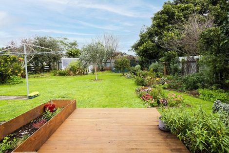 Photo of property in 14 School Road, Te Hapara, Gisborne, 4010