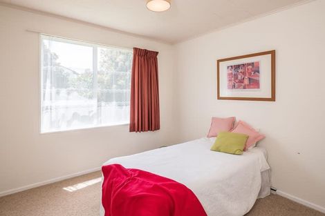 Photo of property in 52a Kapiti Road, Paraparaumu, 5032