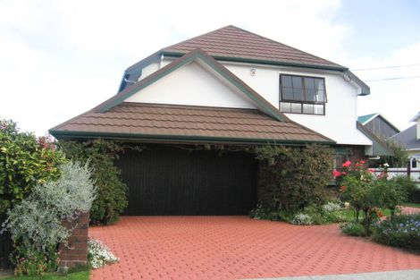 Photo of property in 2/40 Epuni Street, Hutt Central, Lower Hutt, 5011