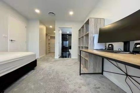 Photo of property in 10 Silvereye Road, Hobsonville, Auckland, 0616