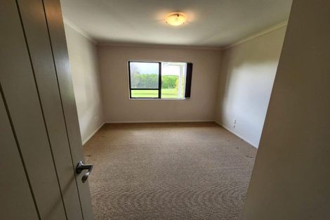 Photo of property in 254a Mountain Road, Lepperton, New Plymouth, 4373